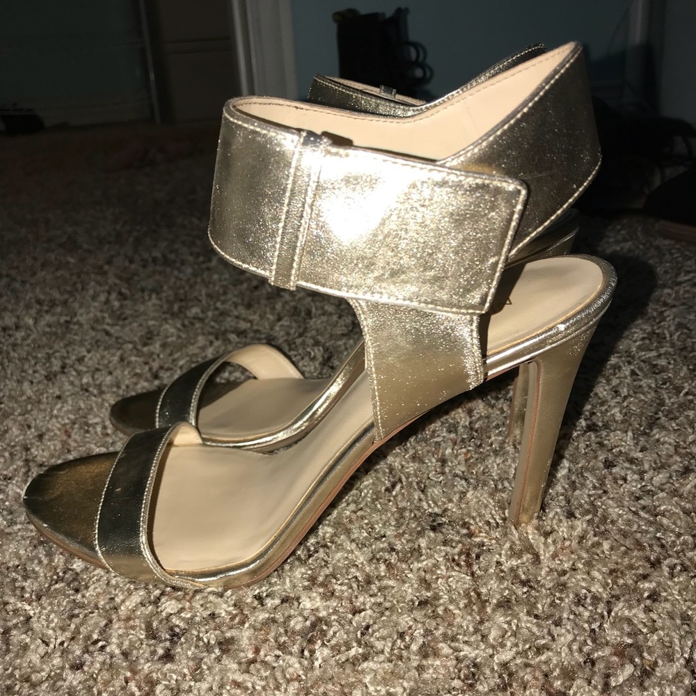 Gold Nine West Heels